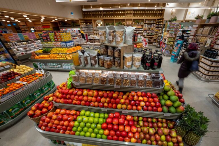 one-third-of-bc-residents-ate-less-due-to-financial-difficulties:-poll