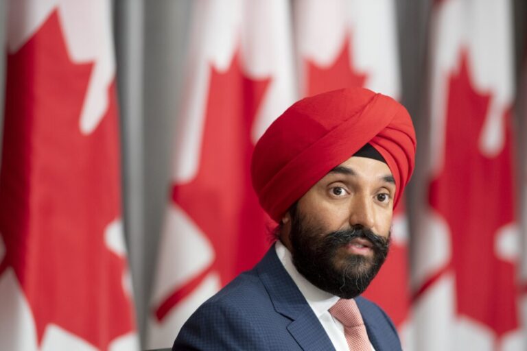 former-federal-cabinet-member-navdeep-bains-announces-ontario-liberal-leadership-bid