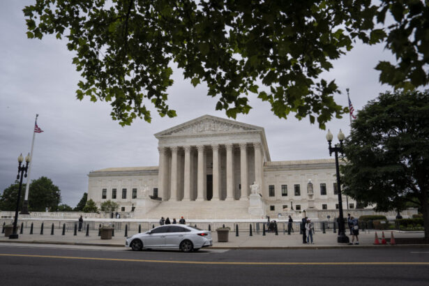 supreme-court-rejects-florida’s-bid-to-sue-states-over-commercial-driver’s-licenses