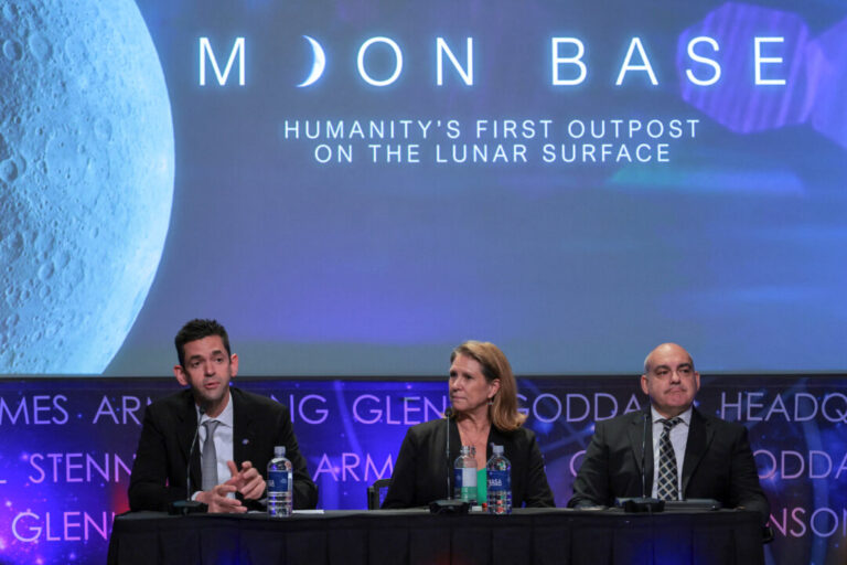 nasa-unveils-details-for-first-phase-of-moon-base-plans