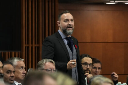 bloc-mp-simon-pierre-savard-tremblay-leaves-caucus-to-run-for-parti-quebecois