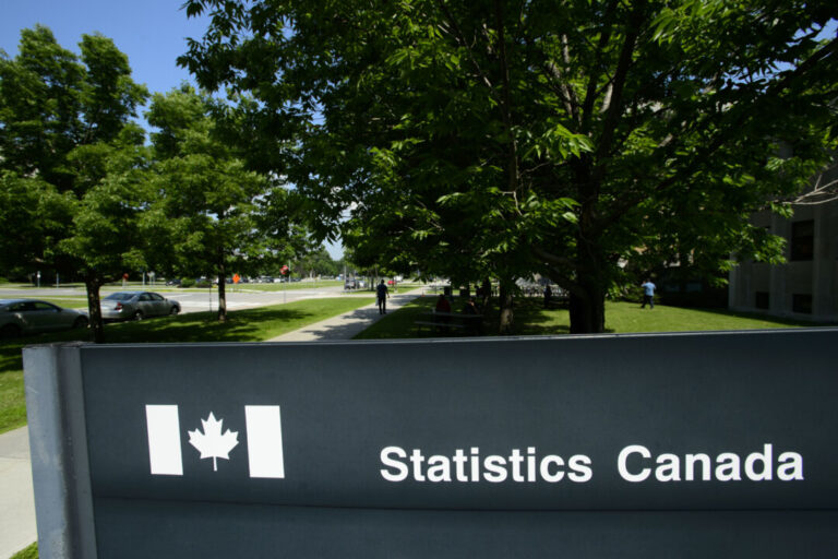 households-yet-to-complete-census-to-receive-calls,-doorstep-visits-from-statcan