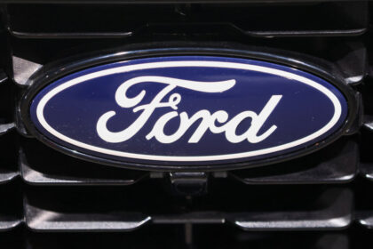 ford-recalls-nearly-420,000-vehicles-over-inadvertent-seatbelt-lock-issue