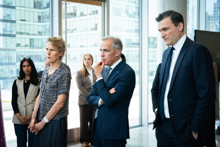 carney-unveils-new-ai-strategy-with-plans-for-‘large-scale’-data-centres