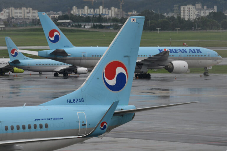 china-aims-to-widen-influence-on-korean-peninsula-via-flight-deal-with-seoul,-visit-to-pyongyang