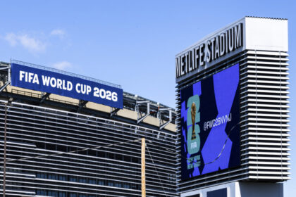 health-team-to-monitor-wastewater,-social-media-at-world-cup-for-outbreak-detection