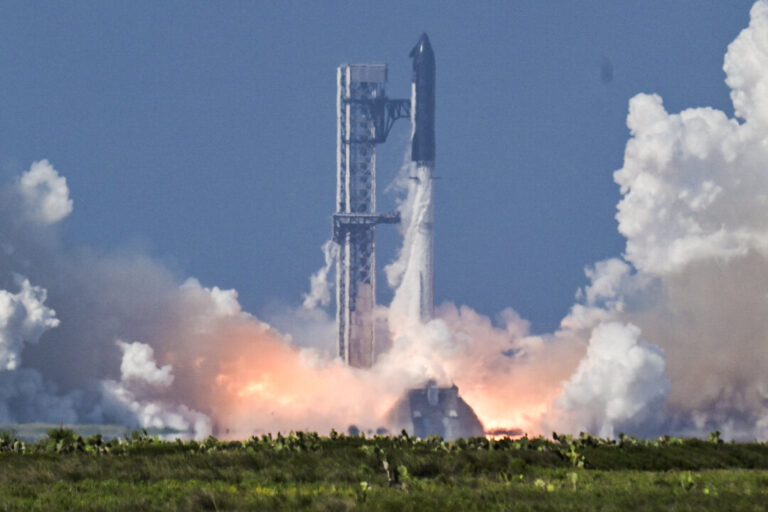 spacex:-to-buy-or-not-to-buy?