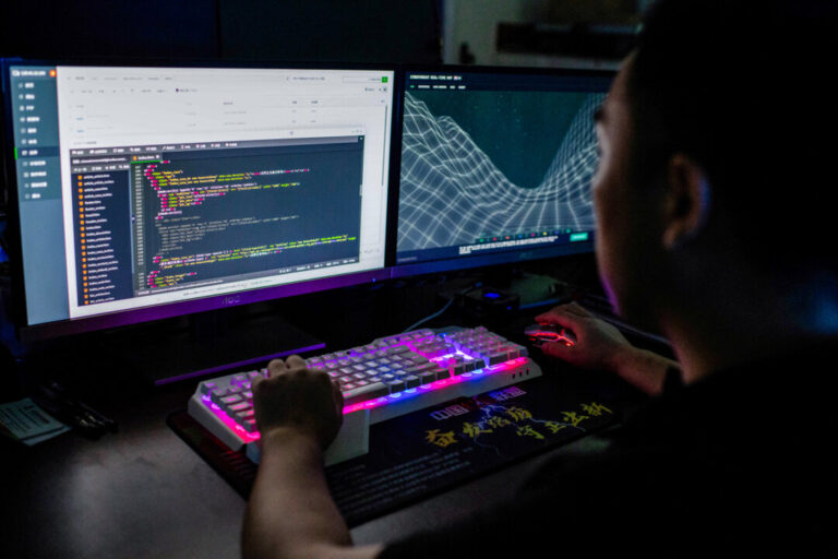 what-the-university-of-toronto’s-ai-worm-reveals-about-future-cybersecurity-risks