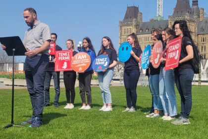 ontario-court-rules-against-police-seizure-of-pro-life-signs-depicting-aborted-fetuses-on-parliament-hill