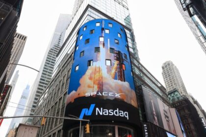 wall-street-review:-stocks-rebound-from-sell-off,-led-by-small-caps-and-spacex-ipo