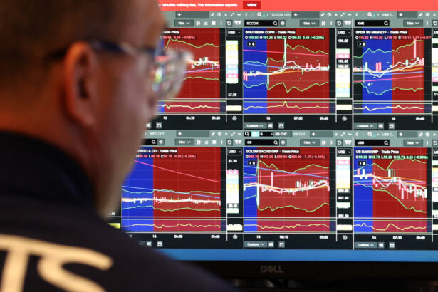 oil-prices-fall,-energy-stocks-slide-as-iran-deal-raises-hopes-of-strait-of-hormuz-opening