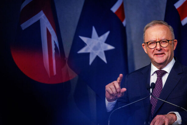 business-council-warns-labor-to-cut-spending-before-implementing-new-tax-scheme