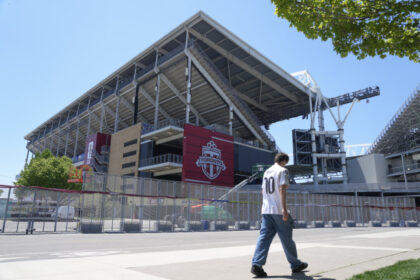 drones-banned-over-world-cup-training-sites-in-toronto,-vancouver