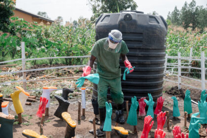 american-doctor-who-had-ebola-returns-to-us