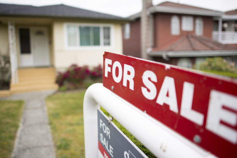 what’s-behind-canada’s-housing-crisis