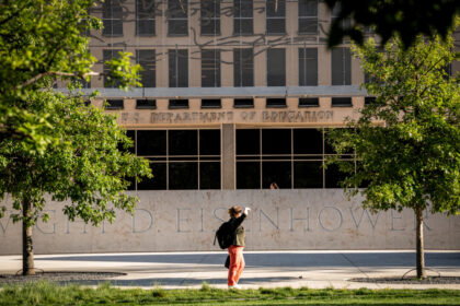 education-department-to-temporarily-reduce-student-loan-interest-rate