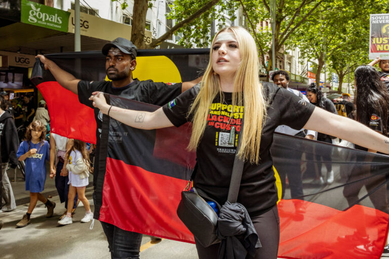 mayor-floats-aboriginal-6-season-year-for-melbourne