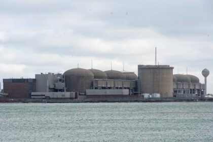canada-looks-to-build-up-to-10-new-nuclear-reactors,-sell-more-candu-reactors-abroad