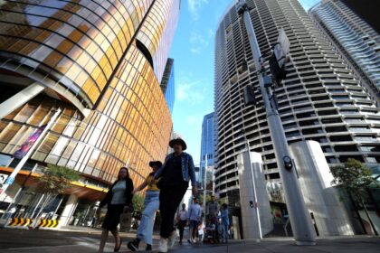 australian-businesses-weighed-down-by-150,000-new-rules,-restrictions-since-2003:-report