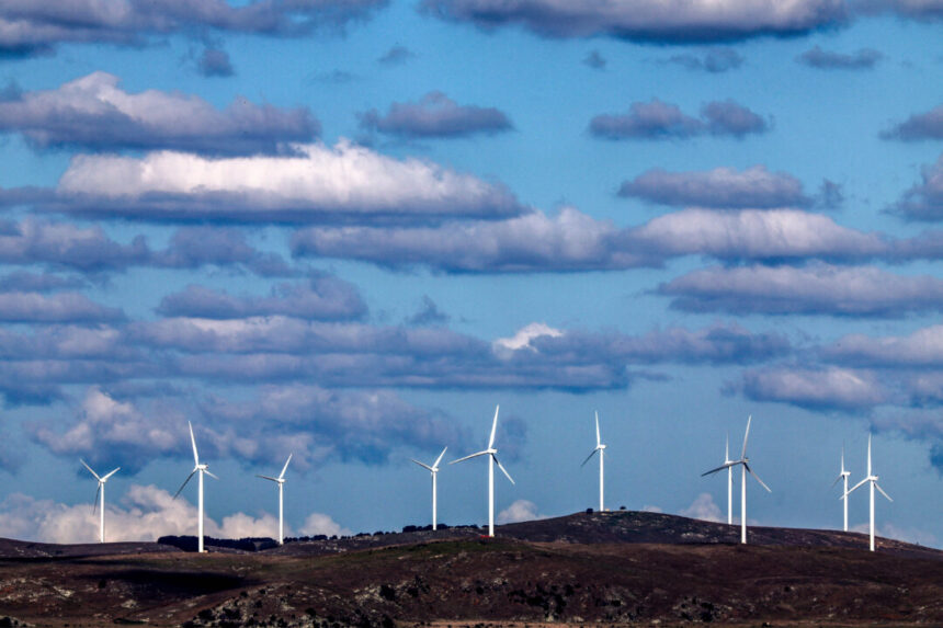 number-of-australians-worried-about-climate-change-drops-to-just-12-percent:-survey