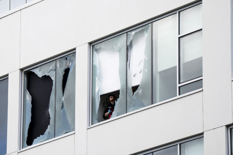 alleged-montreal-gunman-identified-as-25-year-old-alberta-man