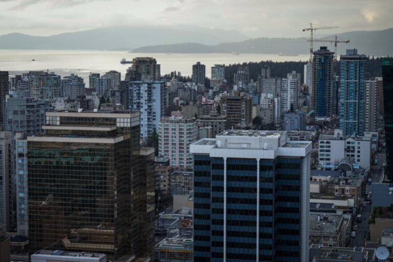 ‘canadian-firms-are-heavily-engaged-in-social-engineering’:-study-tracks-dei-training-in-corporate-canada
