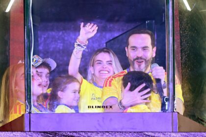 trump-endorsed-outsider-de-la-espriella-wins-colombia’s-presidential-runoff