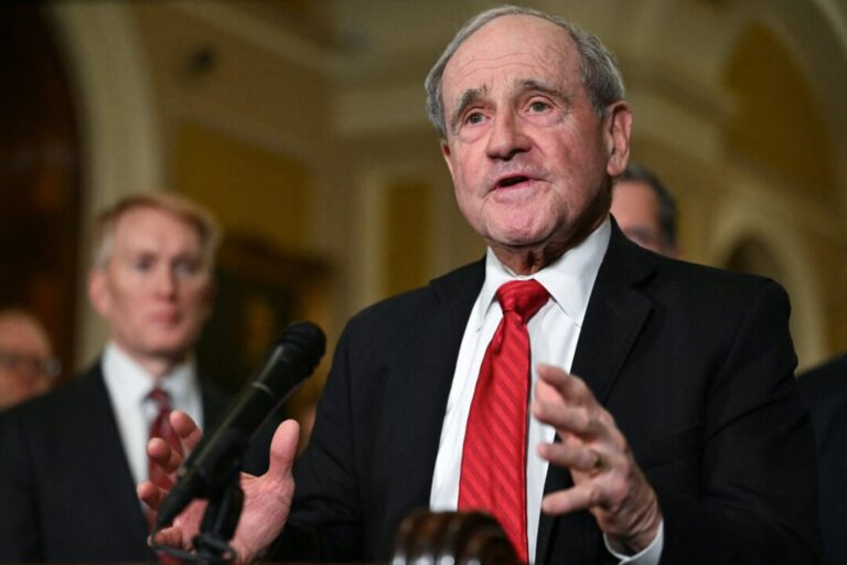 senator-criticizes-ccp-for-engaging-in-‘hostage-diplomacy’-over-detention-of-american-scholar