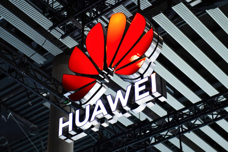 us-expands-ban-on-imports-of-chinese-telecom,-surveillance-equipment