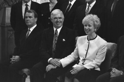 tom-siddon,-cabinet-minister-during-oka-crisis,-dies-at-84:-family