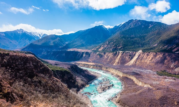 the-human-cost-of-progress:-the-yarlung-tsangpo-dam-and-the-future-of-tibet