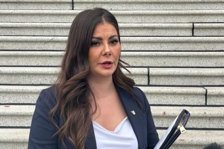 former-bc-conservative-mla-amelia-boultbee-joins-governing-ndp