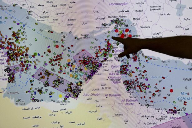 hormuz-traffic-stable-but-recovery-slow-as-security-risks-persist:-uk-maritime-authority