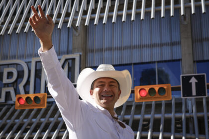 poilievre-urges-canadian-unity,-focuses-on-affordability-in-stampede-speech
