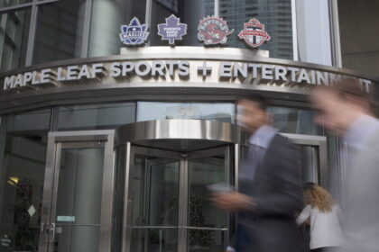 rogers-buying-remaining-stake-in-mlse-for-$4.35b