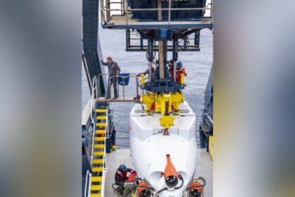 canadian-crew-is-first-to-lay-eyes-on-wreck-of-ernest-shackleton’s-last-ship,-quest