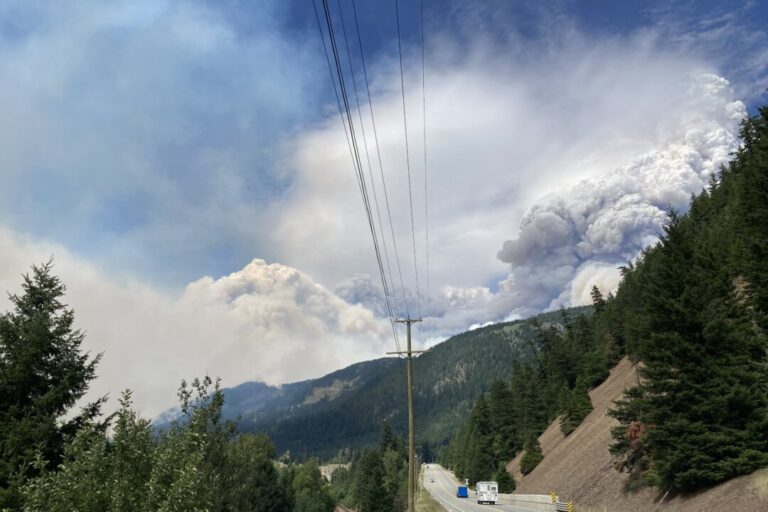 second-wildfire-triggers-upgraded-evacuation-order-near-boston-bar,-bc