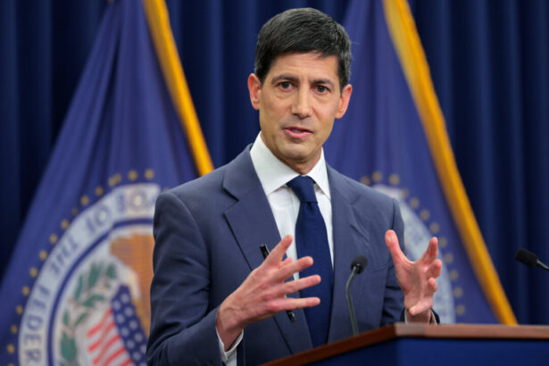 some-fed-officials-think-higher-rates-warranted:-minutes