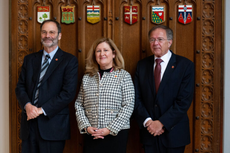 independent-senator-jim-quinn-joins-conservative-caucus-a-day-after-carney-appoints-tory-mp-to-upper-chamber