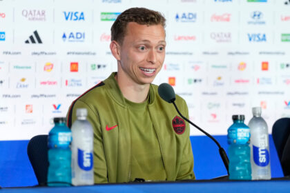 canadian-world-cup-player-says-airline-flew-him-to-wrong-city,-lost-his-bags