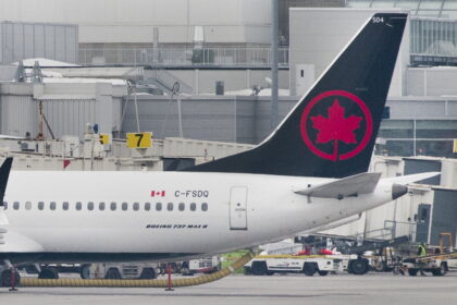 air-canada-plane-goes-off-runway-after-landing-in-montreal