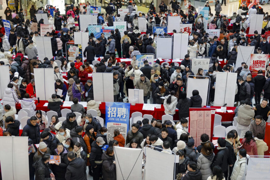 china-omits-job-goal-in-5-year-plan-for-first-time-in-decades-amid-persistent-high-unemployment