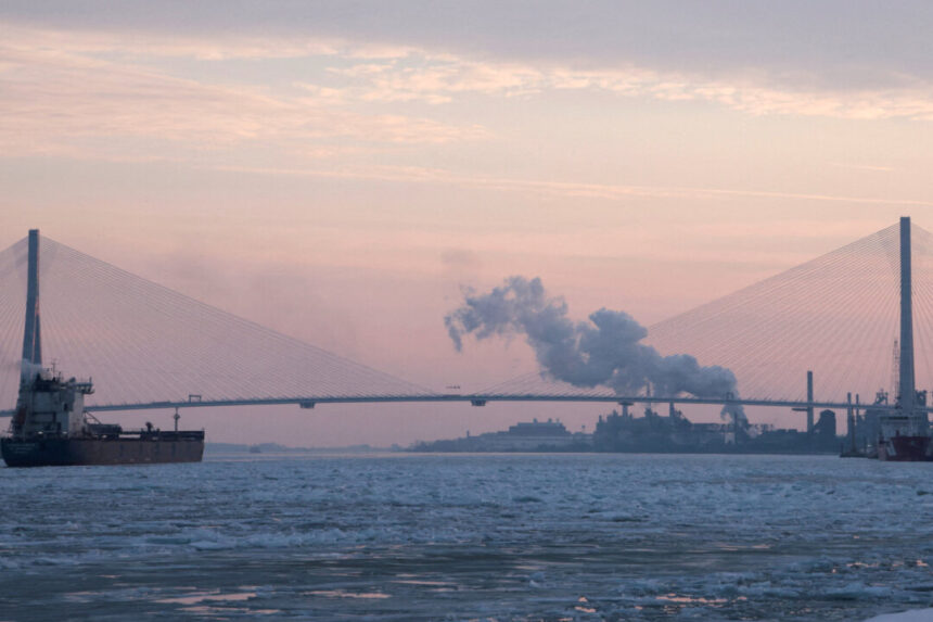 us,-canada-strike-deal-to-open-gordie-howe-international-bridge