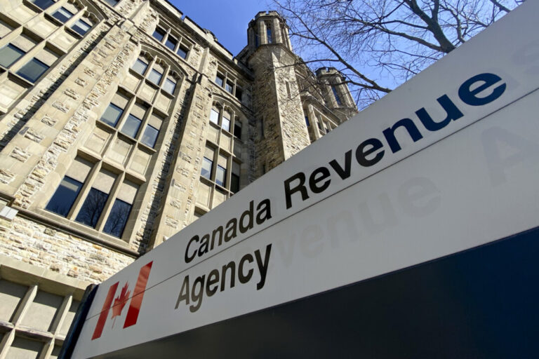 top-20-percent-of-canadian-earners-pay-more-than-half-of-nation’s-taxes:-study