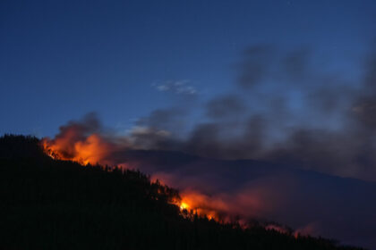 crews-battling-bc-wildfires-get-weather-break-with-cooler-temps-and-lighter-winds