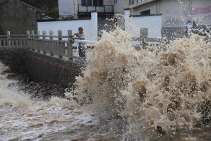 typhoon-bavi-makes-landfall-in-eastern-china-as-more-than-1-million-evacuated