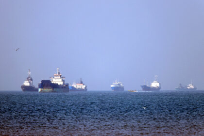 oil-prices-jump-as-us–iran-fighting-intensifies,-irgc-says-strait-of-hormuz-closed