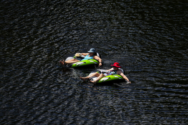 heat-wave-gripping-ontario-set-to-reach-peak-as-temperatures-even-out-in-manitoba