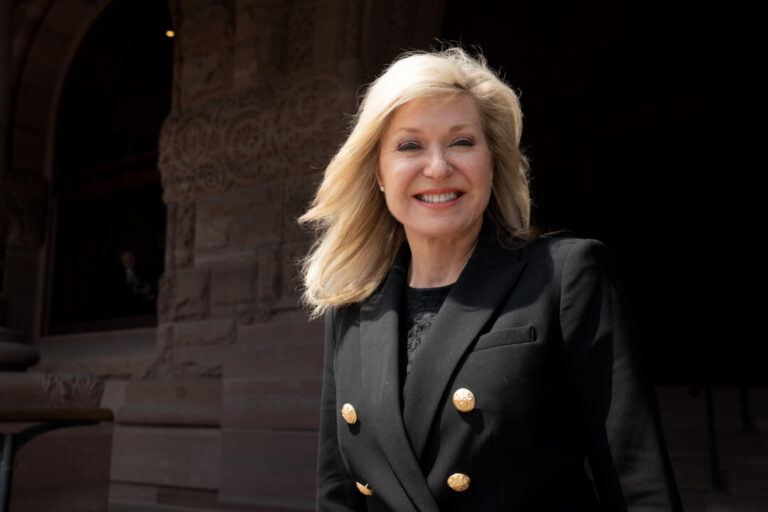 bonnie-crombie-officially-enters-race-to-return-as-mississauga-mayor