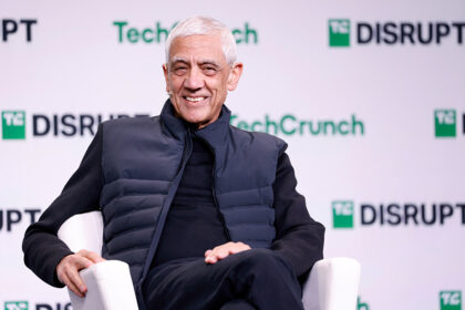 seattle-seahawks-sell-to-khosla-family-for-$9.6-billion